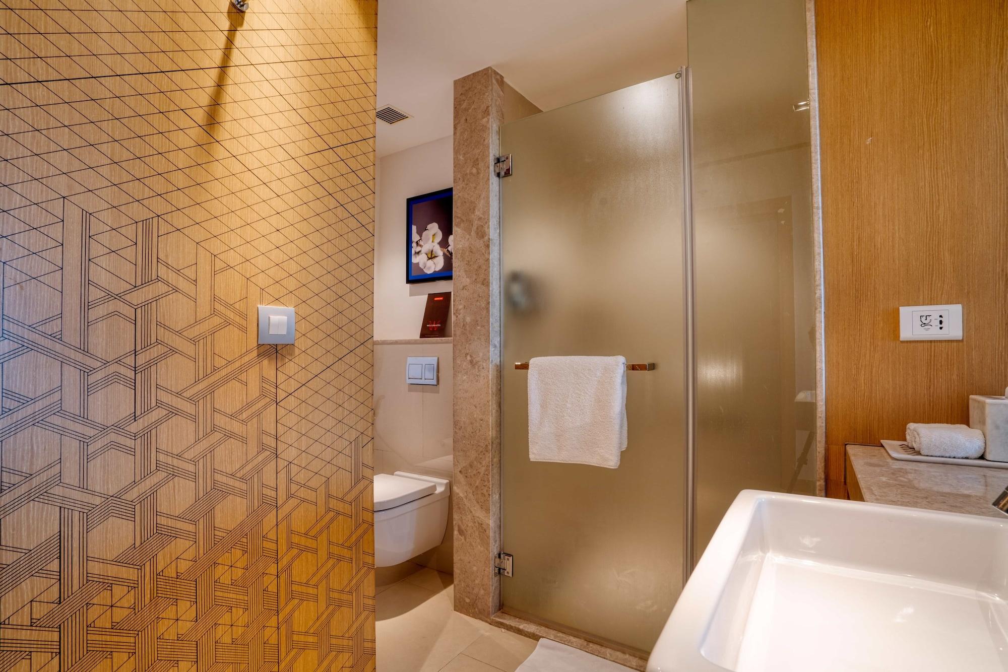 Welcomhotel By Itc Hotels, Racecourse, Coimbatore Exterior foto A shower enclosure