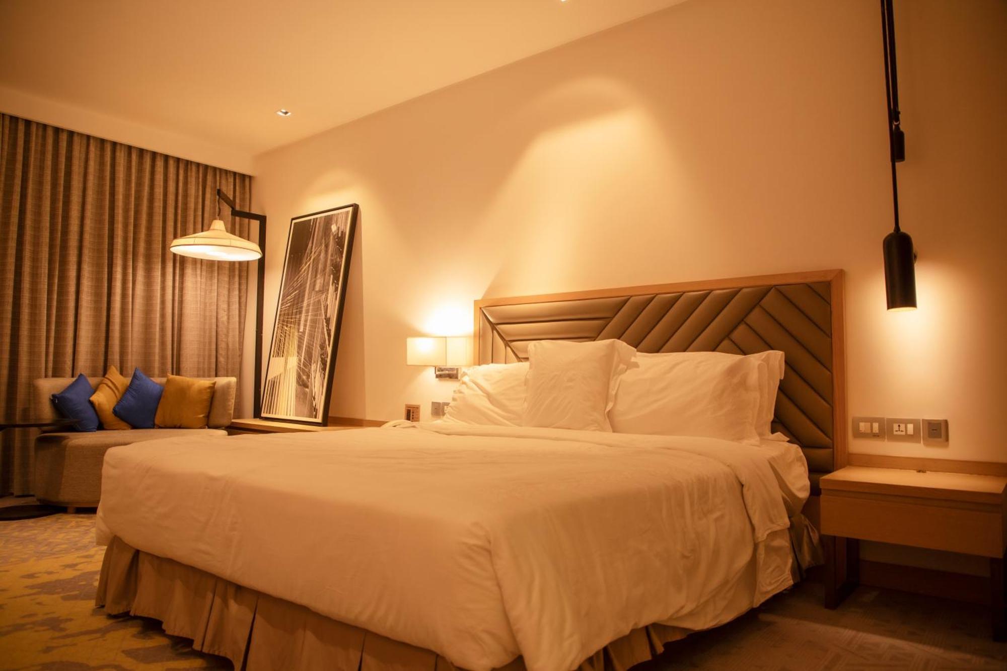 Welcomhotel By Itc Hotels, Racecourse, Coimbatore Zimmer foto A bedroom at the hotel