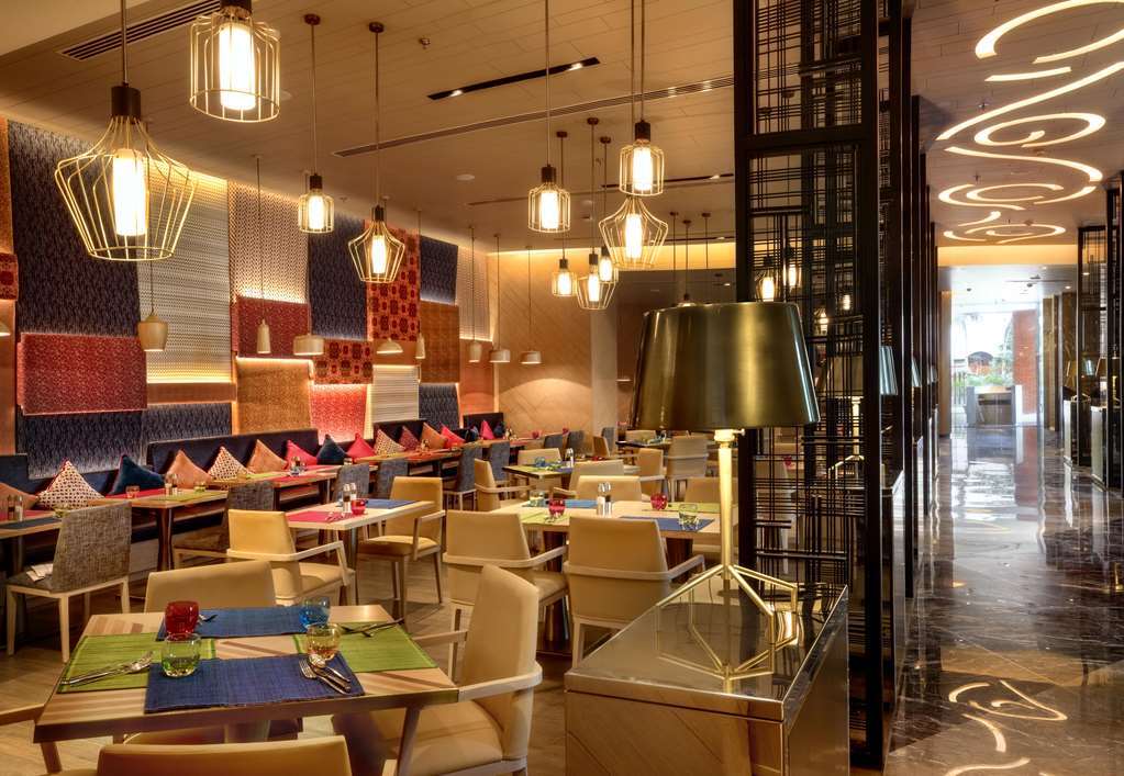 Welcomhotel By Itc Hotels, Racecourse, Coimbatore Restaurant foto The restaurant